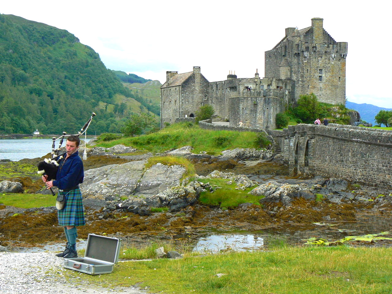 Eilian Donan Castle